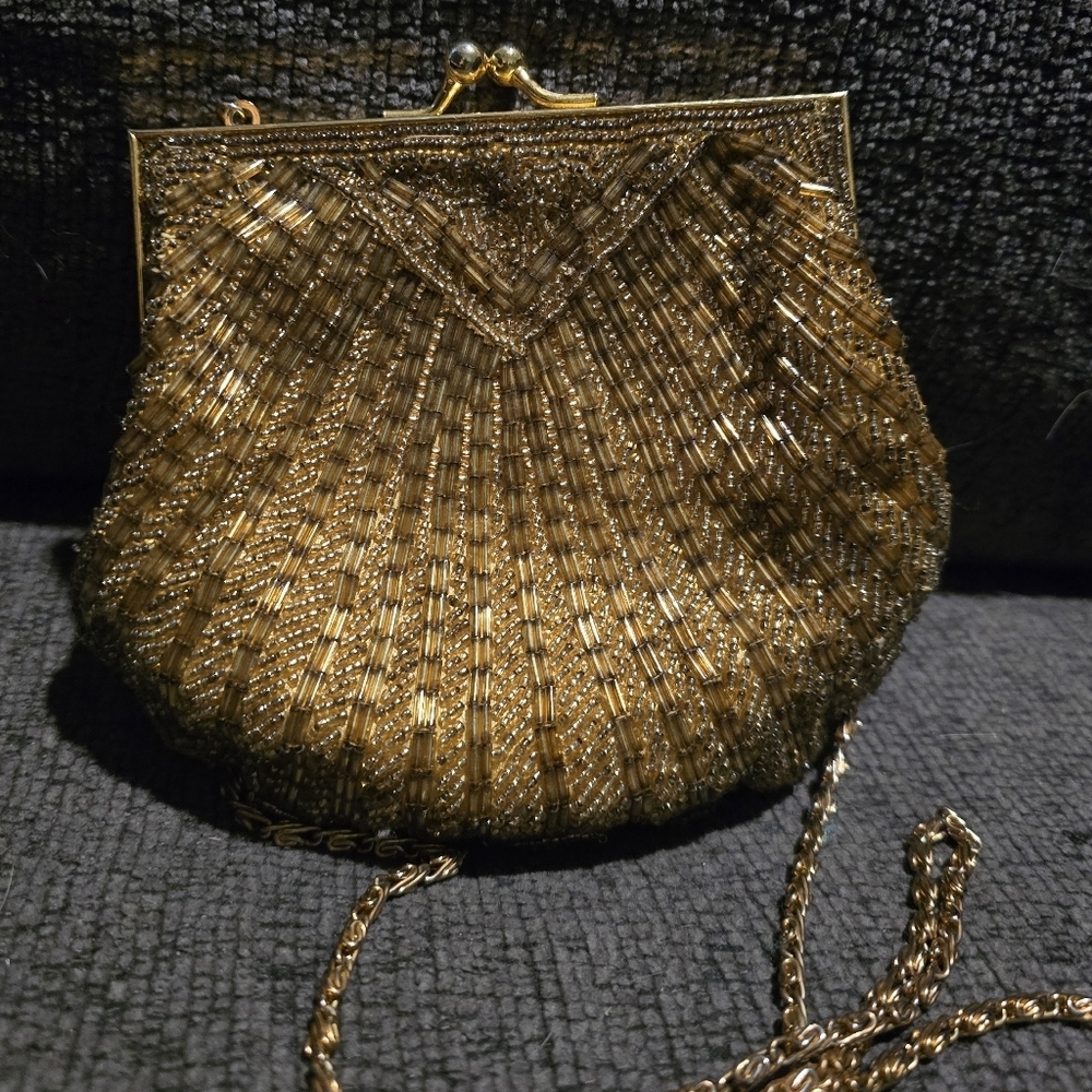 Valerie Stevens | Vintage Beaded Shell Evening Clutch Purse - Picture 3 of 6